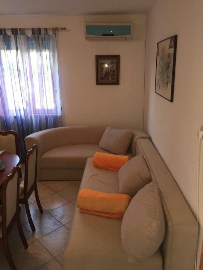 Apartman Luis Silence Šestanovac Buitenkant foto